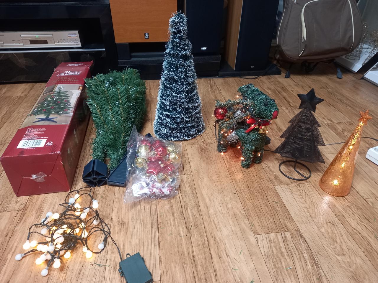 1미터20센치. 크리스마스. 트리/사슴조명트리/장식품3개 일괄 택포3만