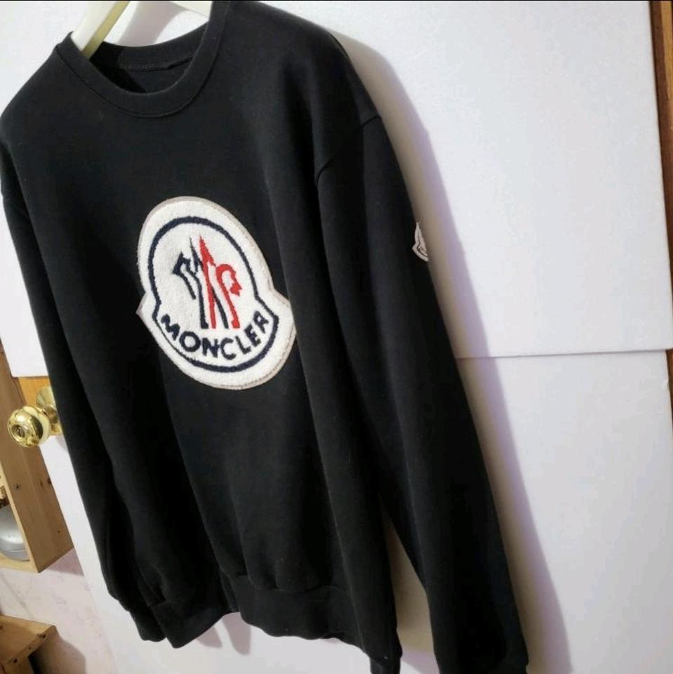 희긔 몽클레어 st 양털빅로고 고급소재 맨투맨 블랙 95