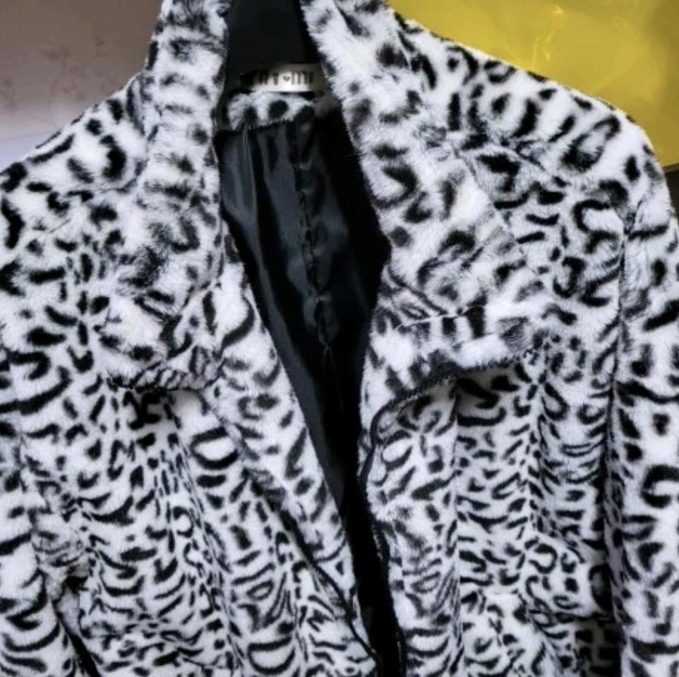 레오파드 꾸안꾸 퍼 후리스 집업 패딩 자켓