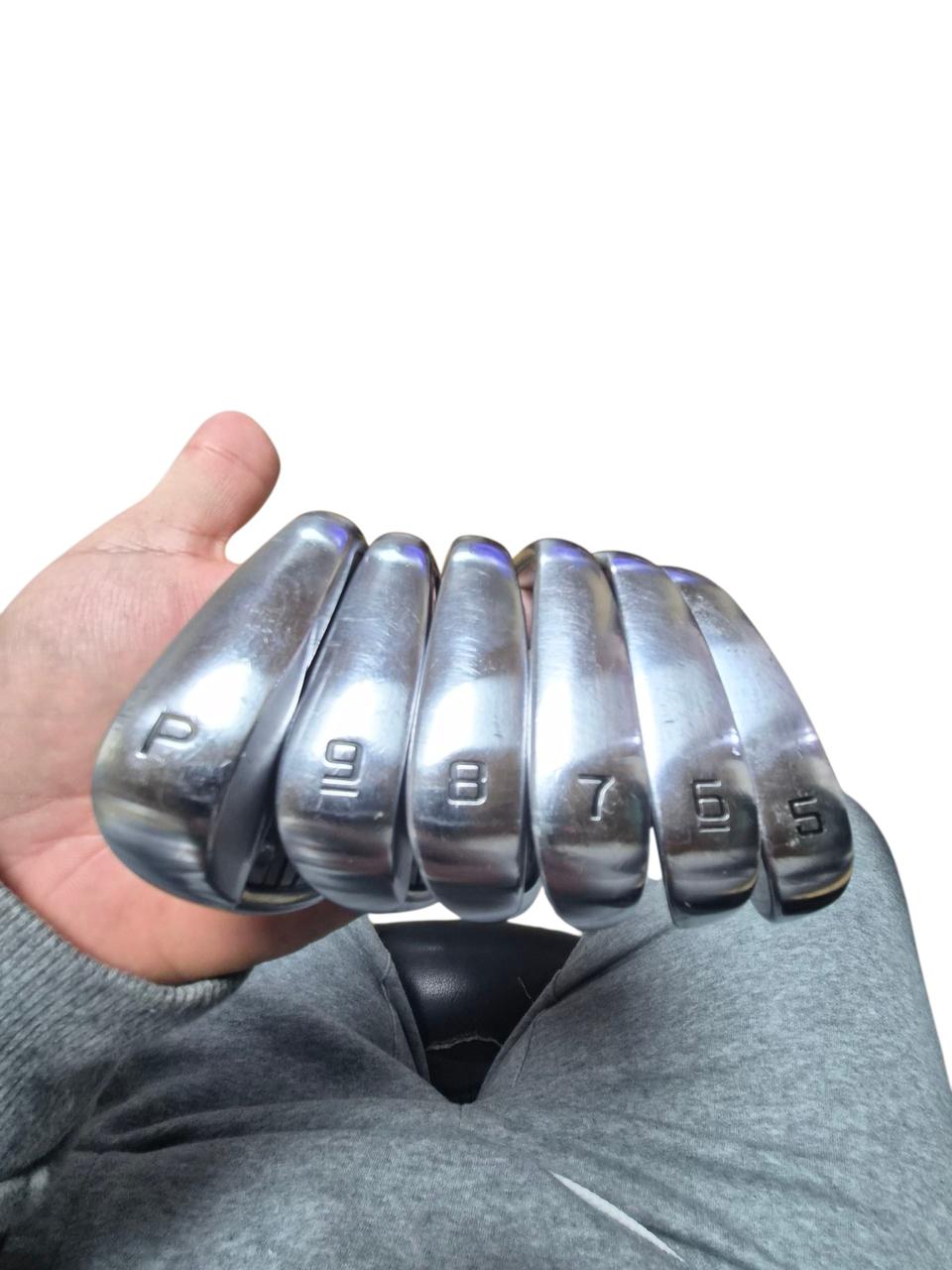 코브라 킹투어 아이언세트 5-P 다골105S 6I