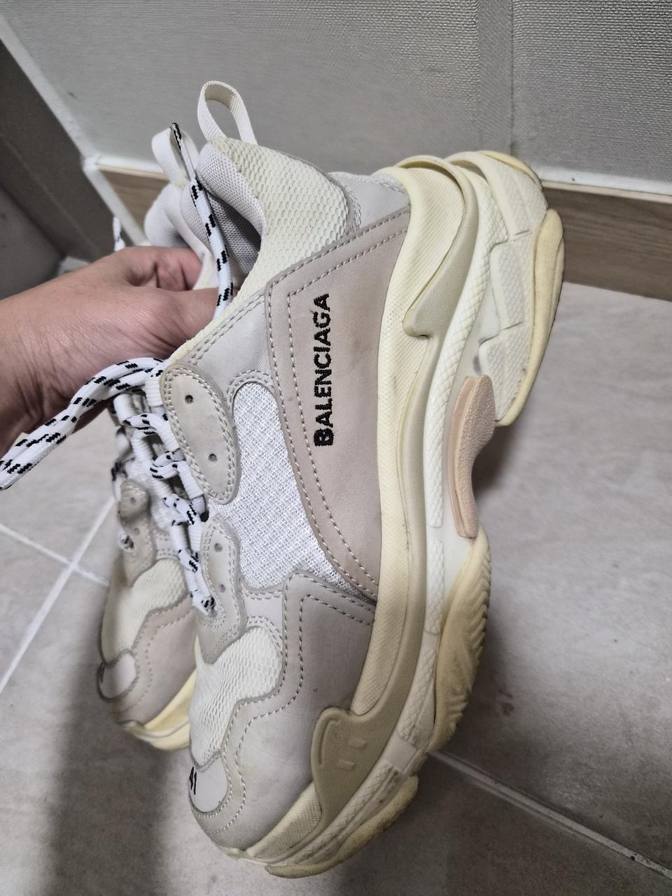 발렌시아가 트리플s