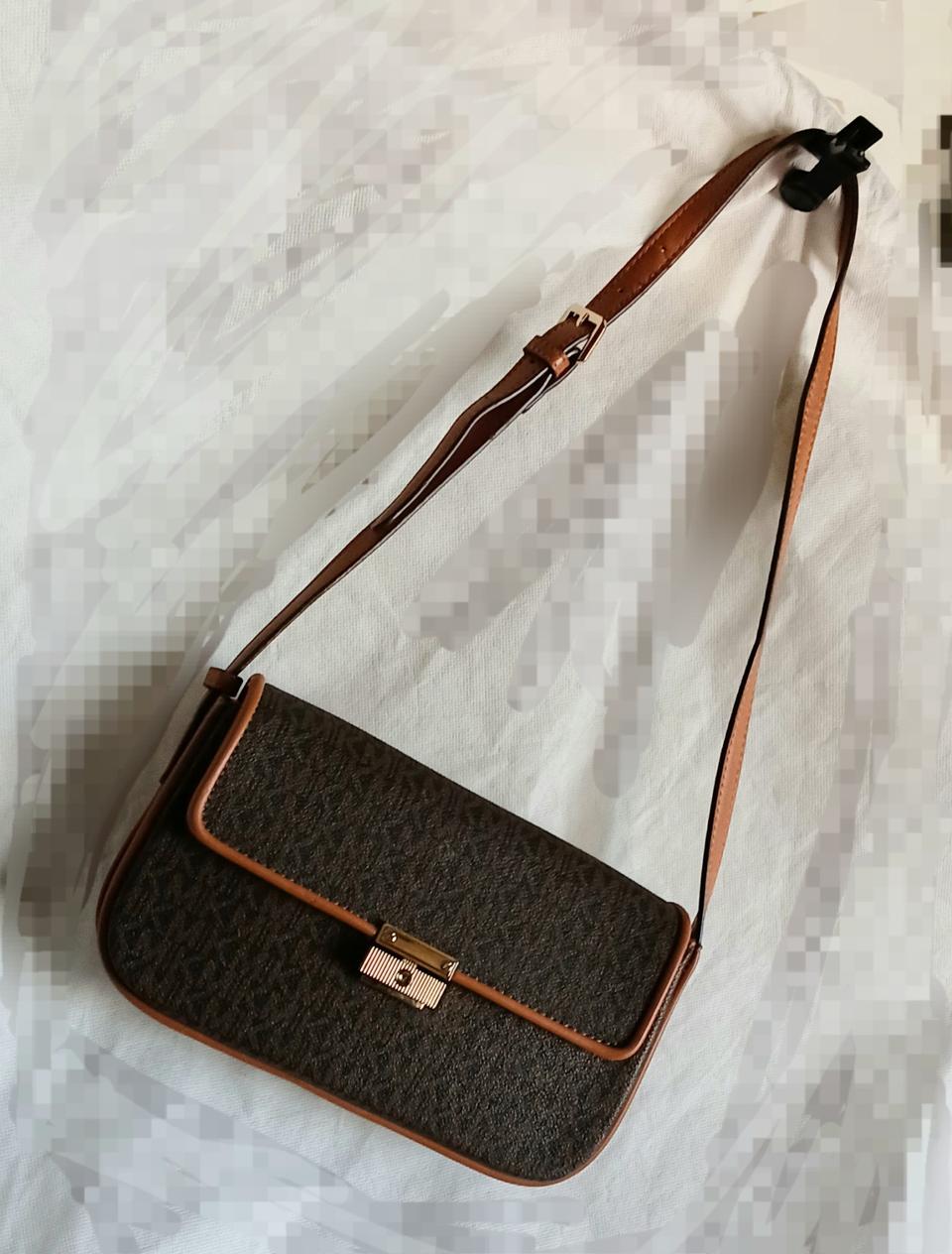 마이클코어스》모그램스타일(숄더,바게트)☆마지막₩가격