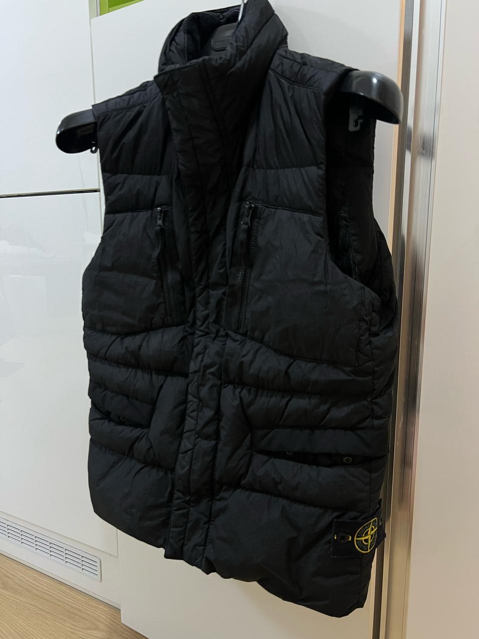 스톤아일랜드 크링클랩스 패딩조끼 95-100