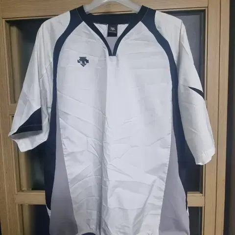 데상트 반팔티셔츠105