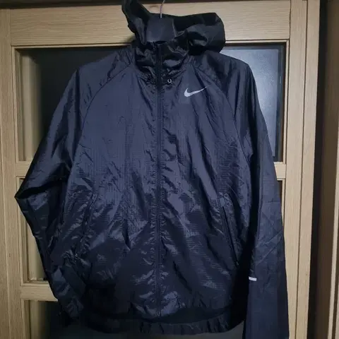 나이키런닝 바람막이 후드집업 자켓 s
