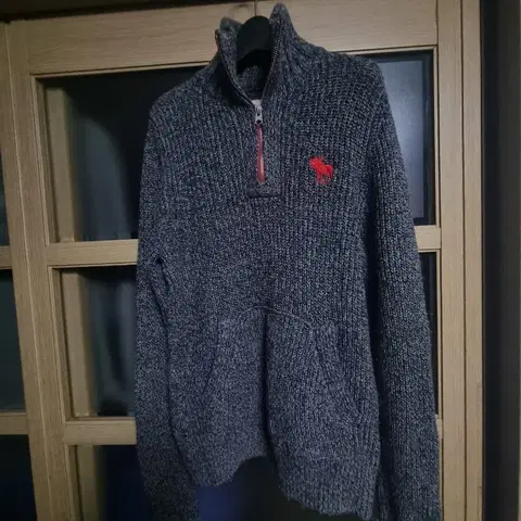 아베크롬비 하프집업 니트 L