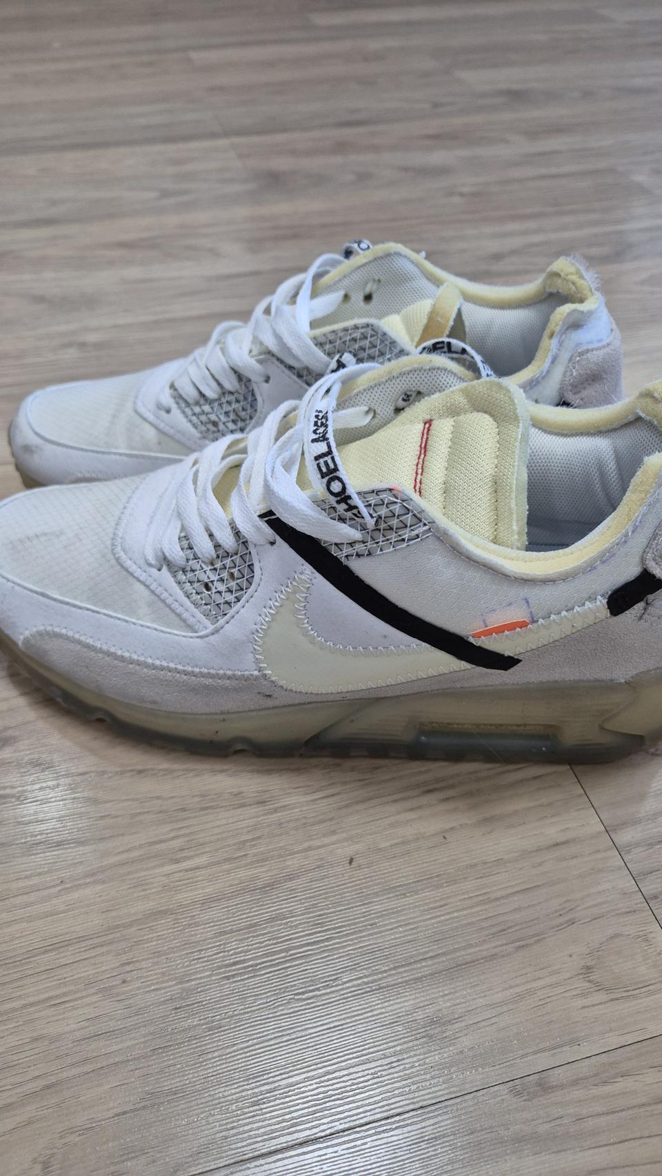 오프화이트 나이키 콜라보