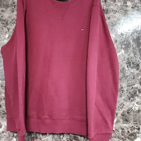 타미힐피거 맨투맨 버건디 xl