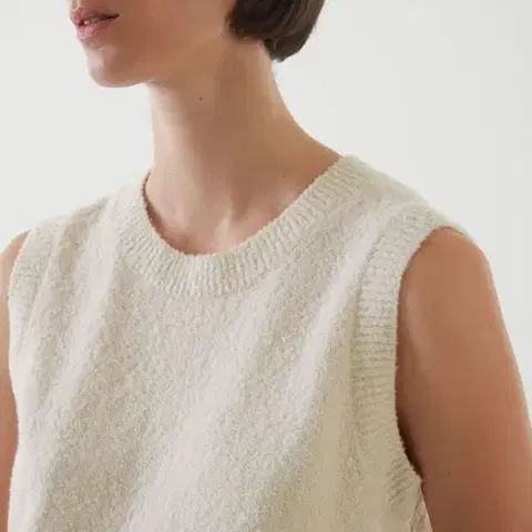 COS 코스 부클 니트 베스트 M