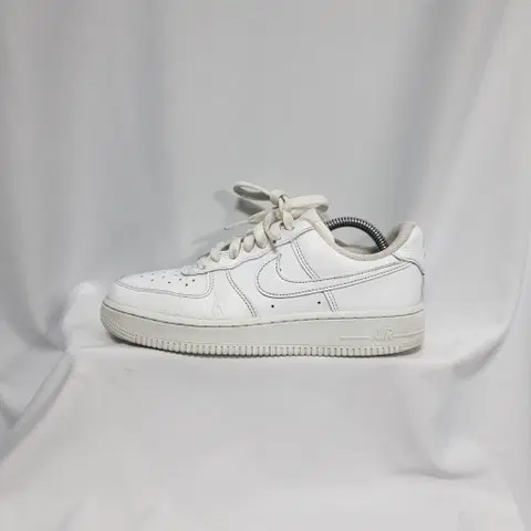 빈티지하서 240 나이키 에어포스 1 07 스니커즈 운동화