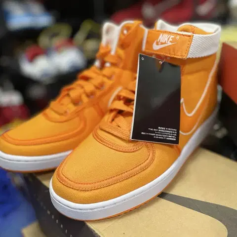 나이키 반달 하이 오렌지 리미티드 신품