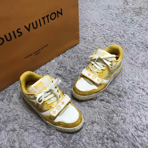 {클로젯}[5.5]루이비통 벨크로 스트랩 LV 트레이너 데님 스니커즈