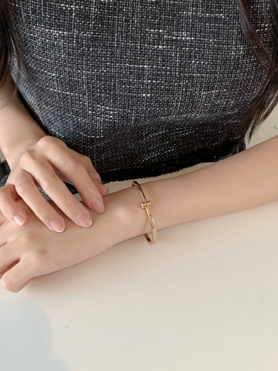 티파니 네로우 힌지드 뱅글