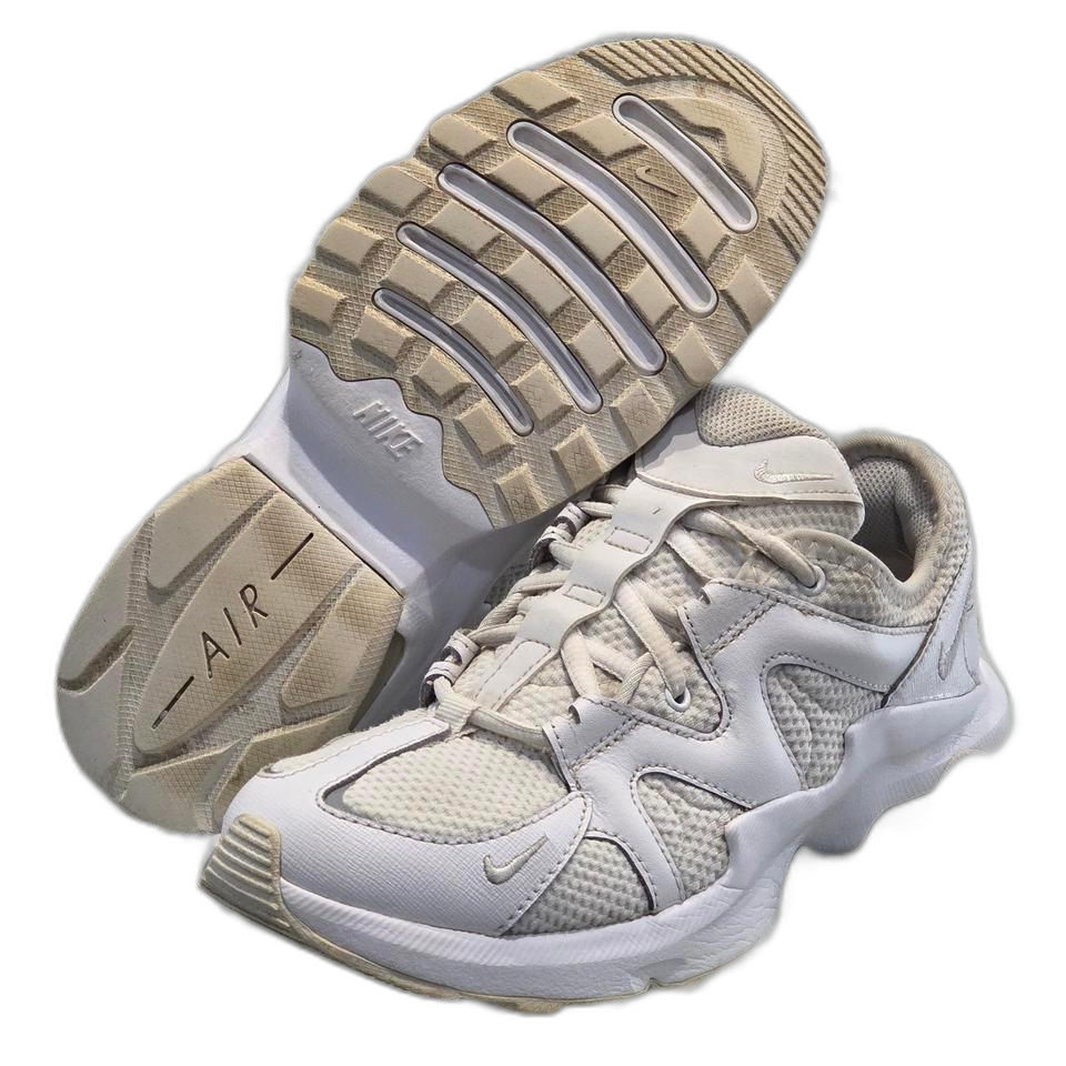 8q-14:나이키 에어맥스 그라비톤AT4404-100화이트크림(230)