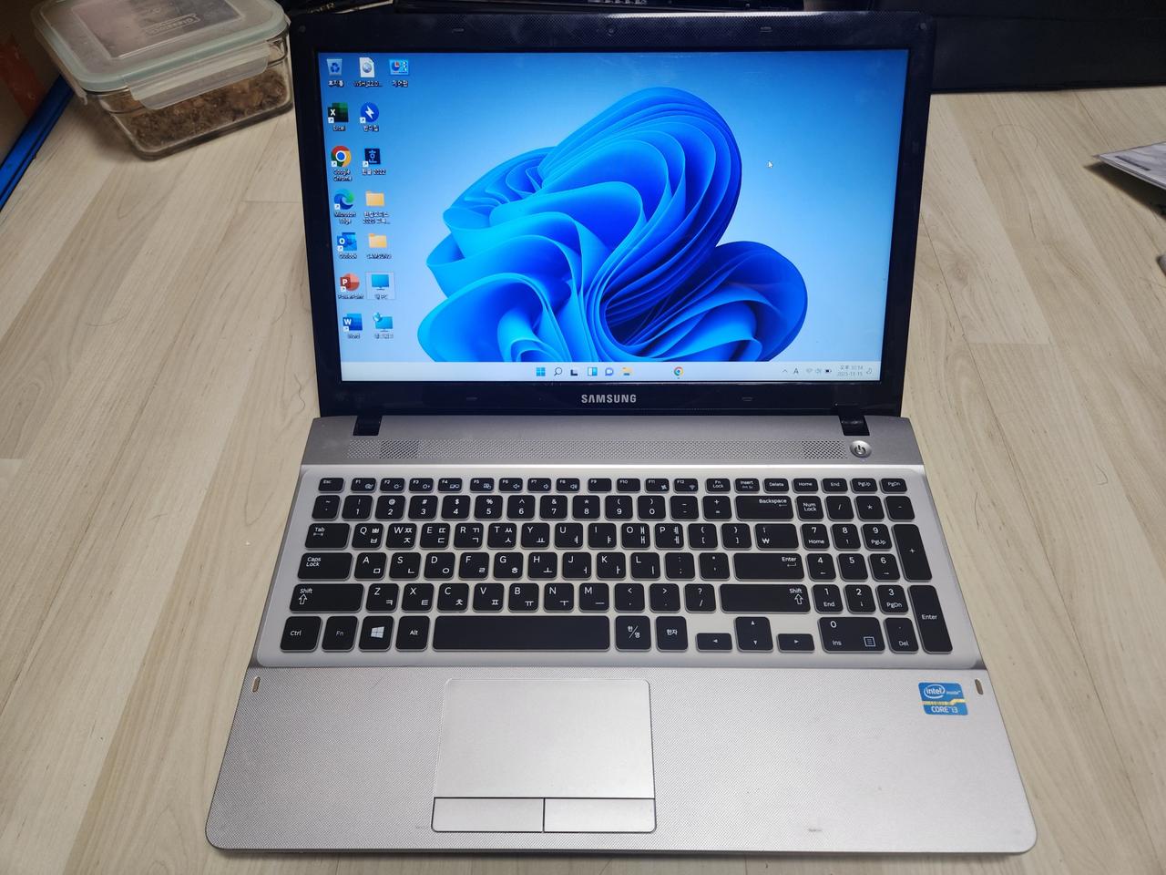 삼성아티브2 NT270E5G i3노트북팝니다