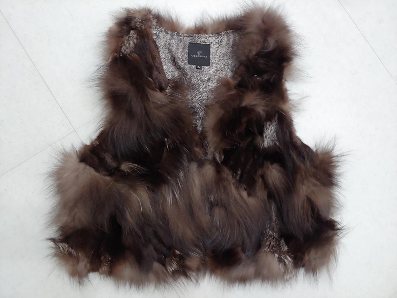 꼼파니아 폭스퍼 베스트