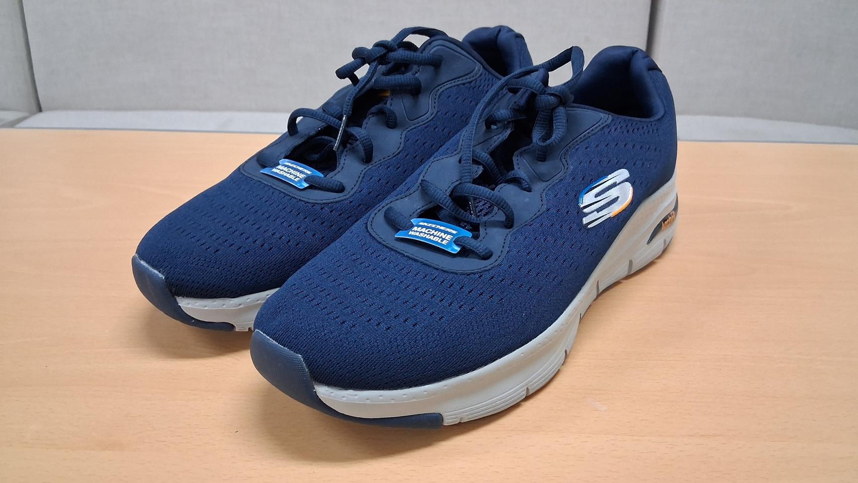 스케처스 Skechers Arch Fit Infinity Cool 워킹화