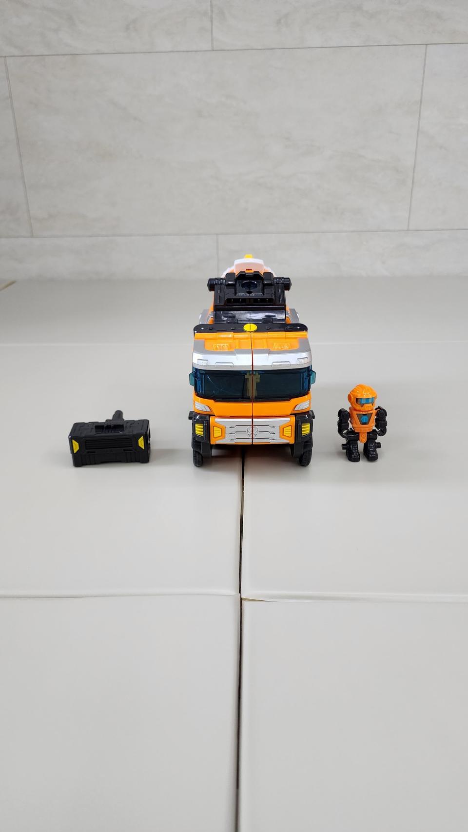 헬로카봇 앵그리퍼프