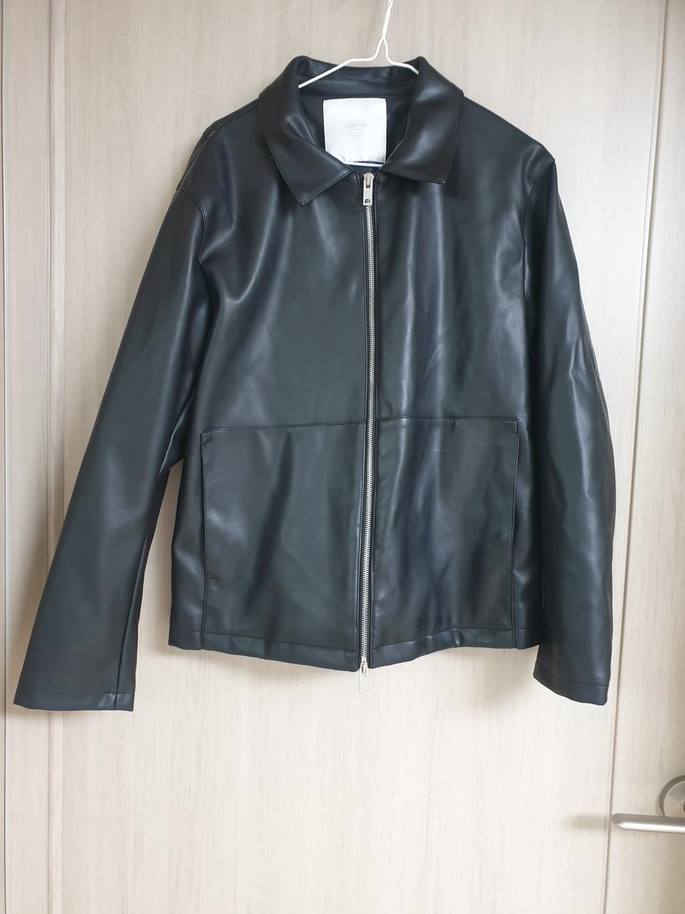 L.A.B STUDIO의 블랙 레더 자켓