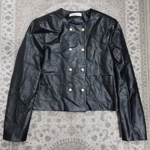 오떼뜨 블랙 크롭 자켓 S (55반까지)