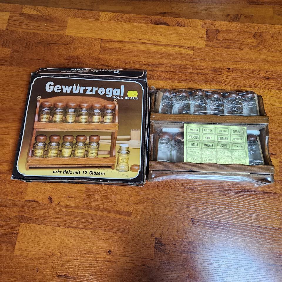 80년대 올드 빈티지 서독산 향신료 벽걸이 선반.