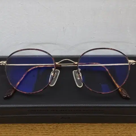 Paris Miki 파리미키 마이크로 타이탄 안경 화이트골드 토토이스