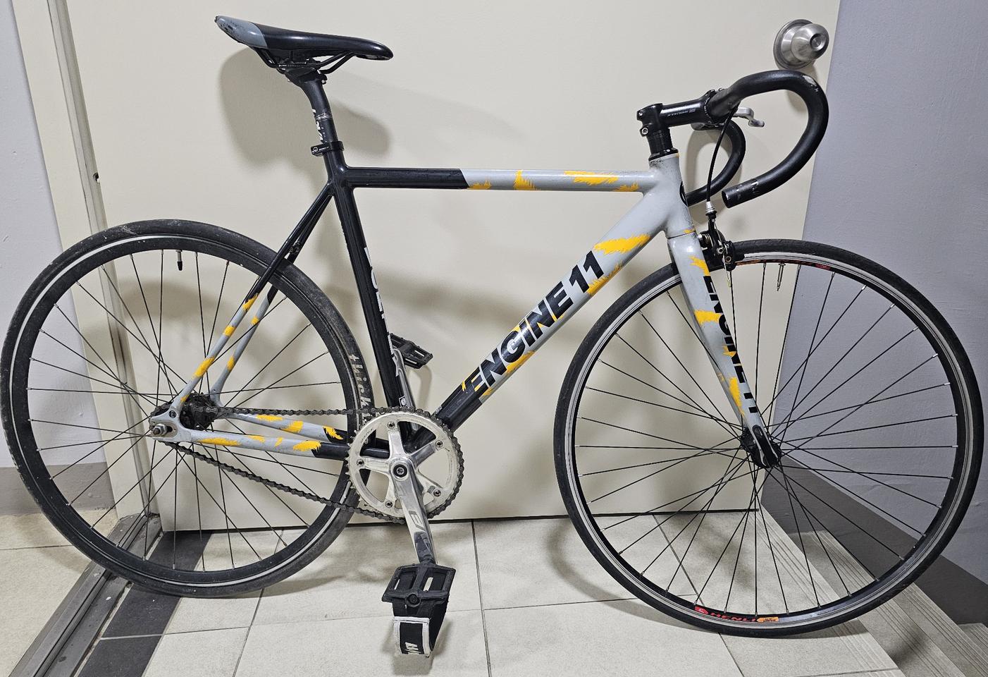 엔진11 볼텍스 2019 픽시 자전거 판매 급처 (대차X)