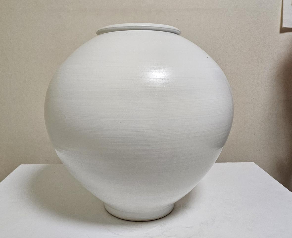 무광 대형 달항아리(3번)(47cm)/미사용 새상품/돌사진 촬영/아기사진