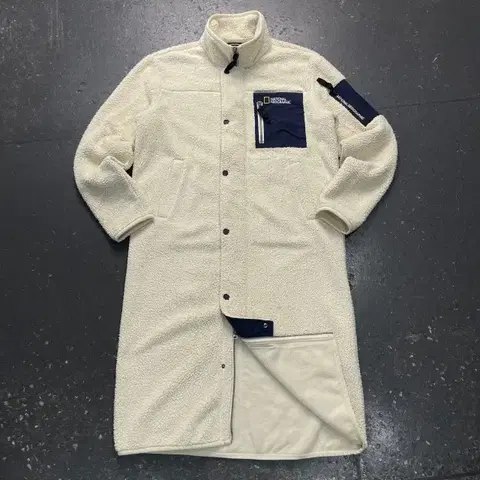 100 네셔널지오그래픽 롱 후리스 점퍼