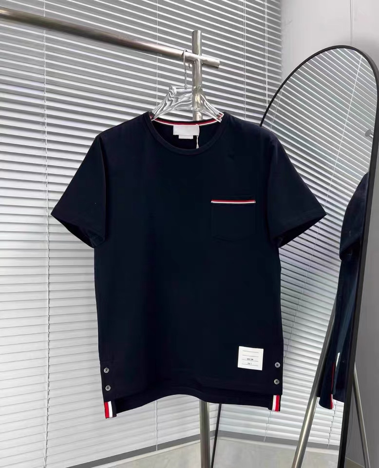 [톰브라운] 새상품 / 반팔 / 2 (약 95 사이즈)