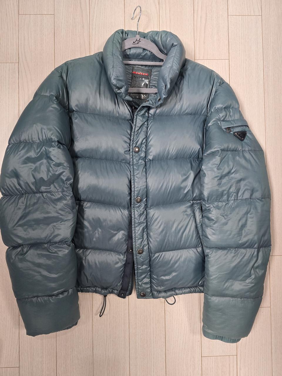 프라다 구스다운