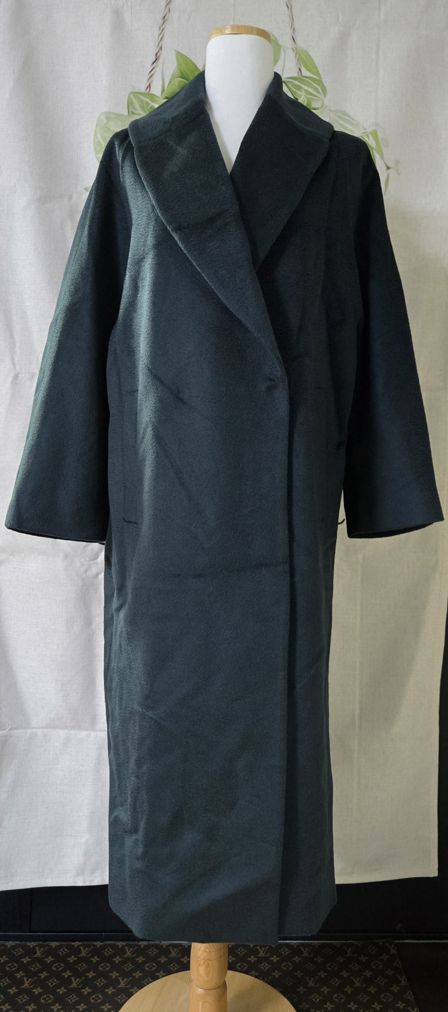 콜롬보 퓨어  캐시미어100% 롱 코트(새상품)