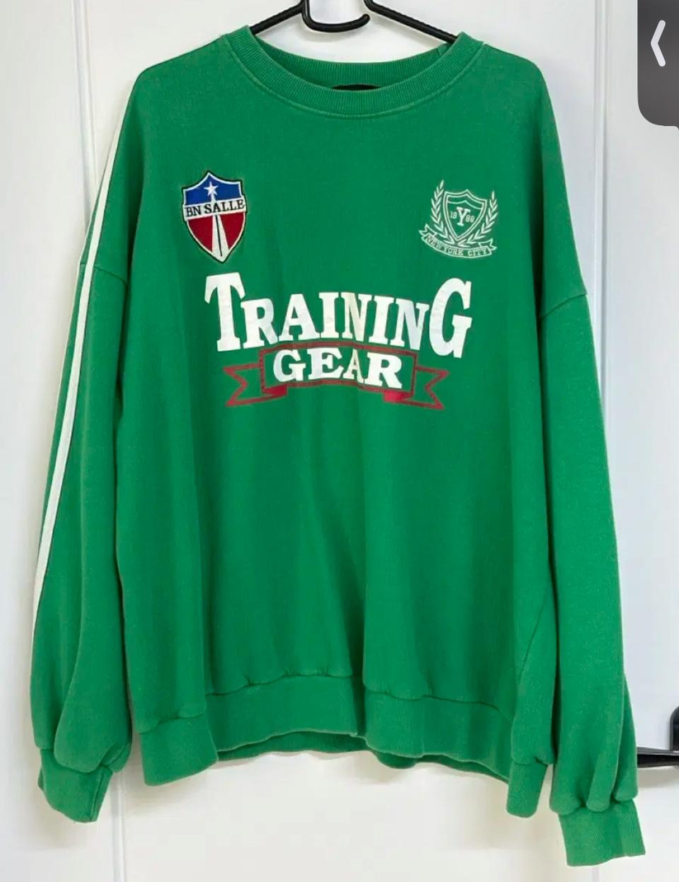 남녀공용 빈살레 트레이닝 기어 맨투맨