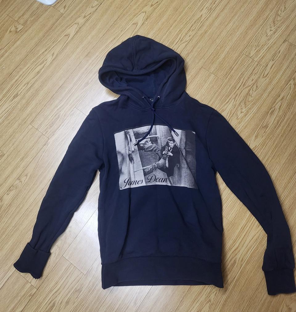 정품 돌체앤가바나 후드티