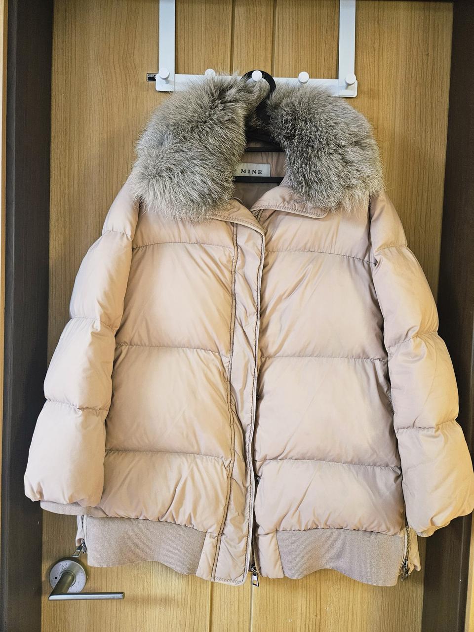 한섬 마인 분홍색 구스하프패딩