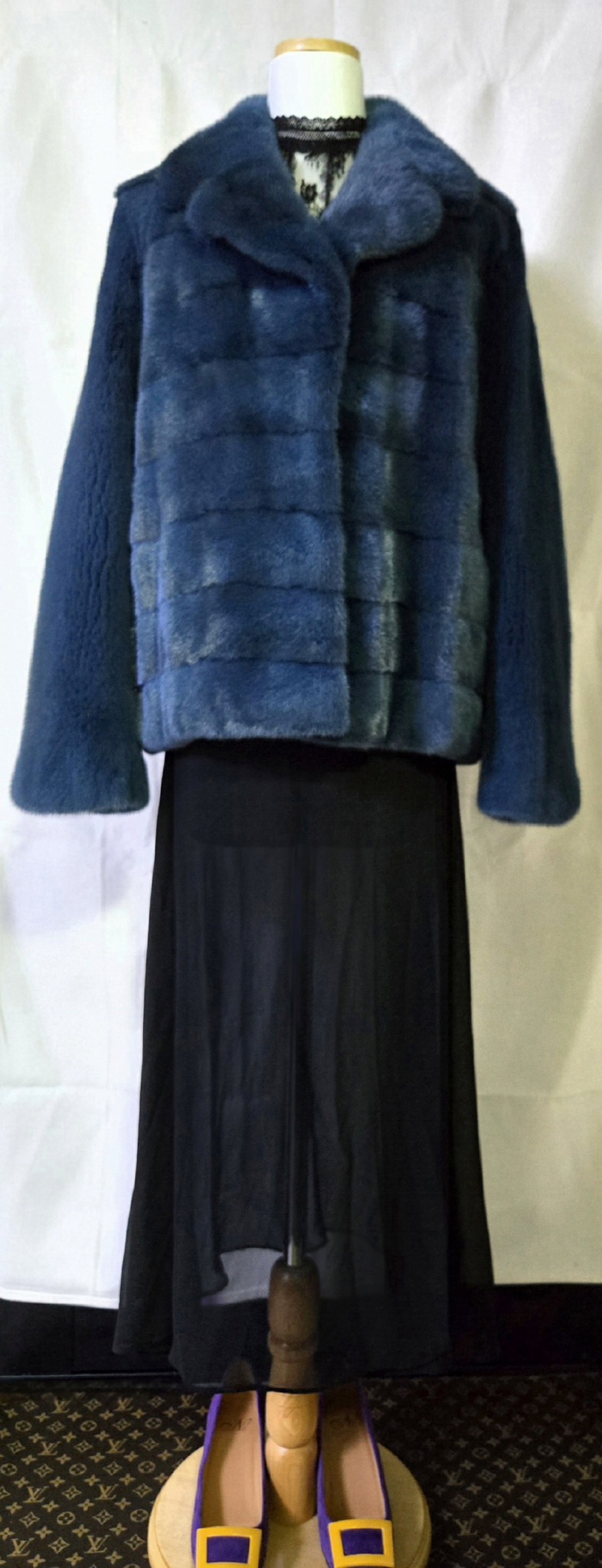 (새상품)코펜하겐 플래티넘 호리젠탈 패턴 밍크 자켓