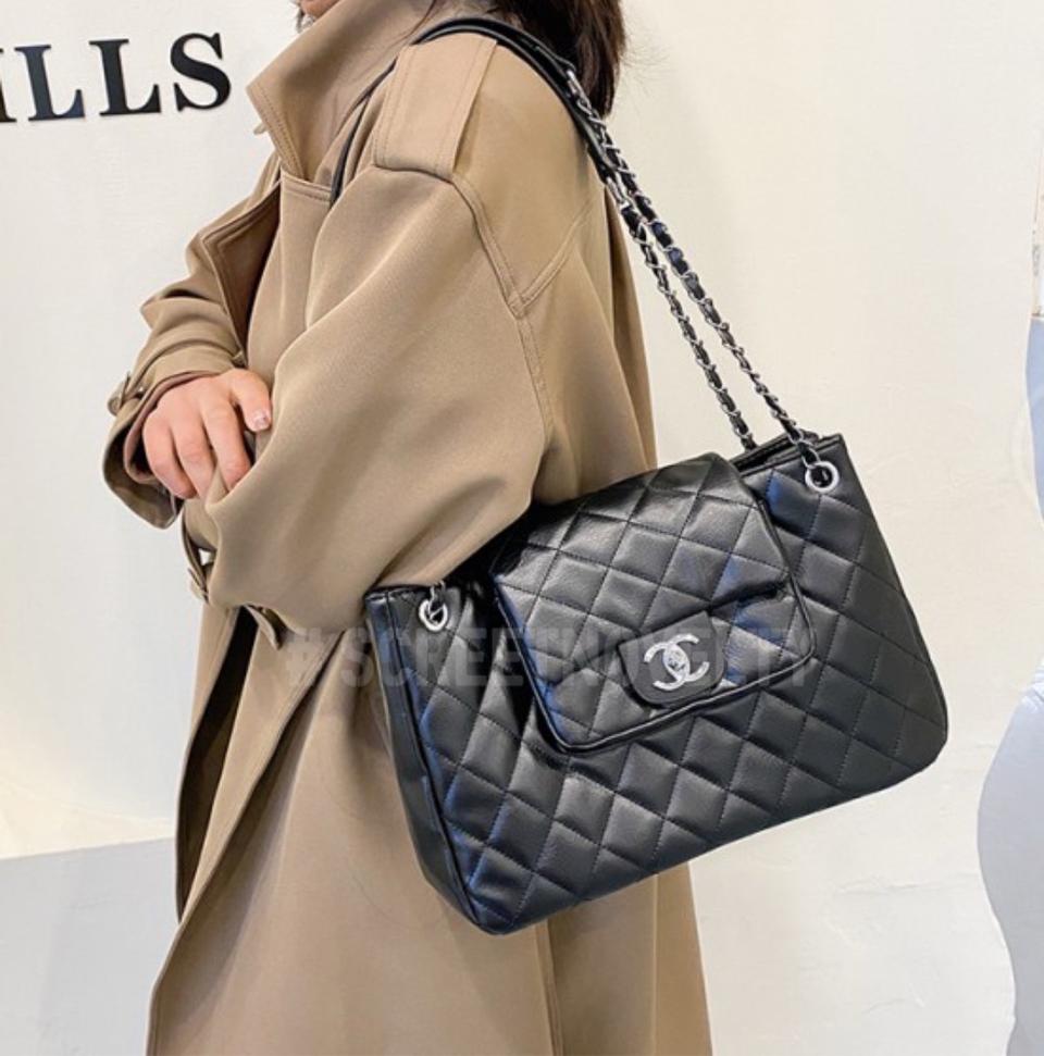 샤넬 CC로고 은장 스트랩 숄더 체인백