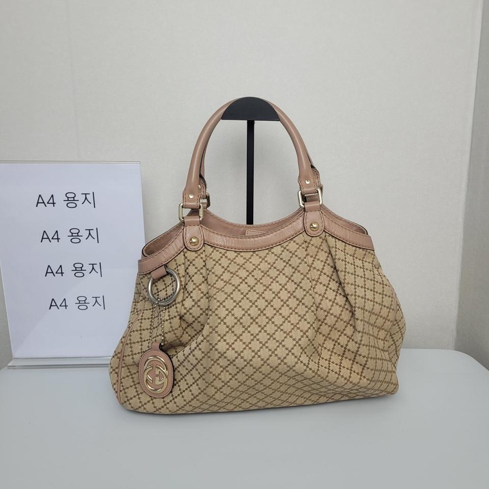 구찌 211944 디아망떼(Diamante) 수키 토트백 (누나명품중고)
