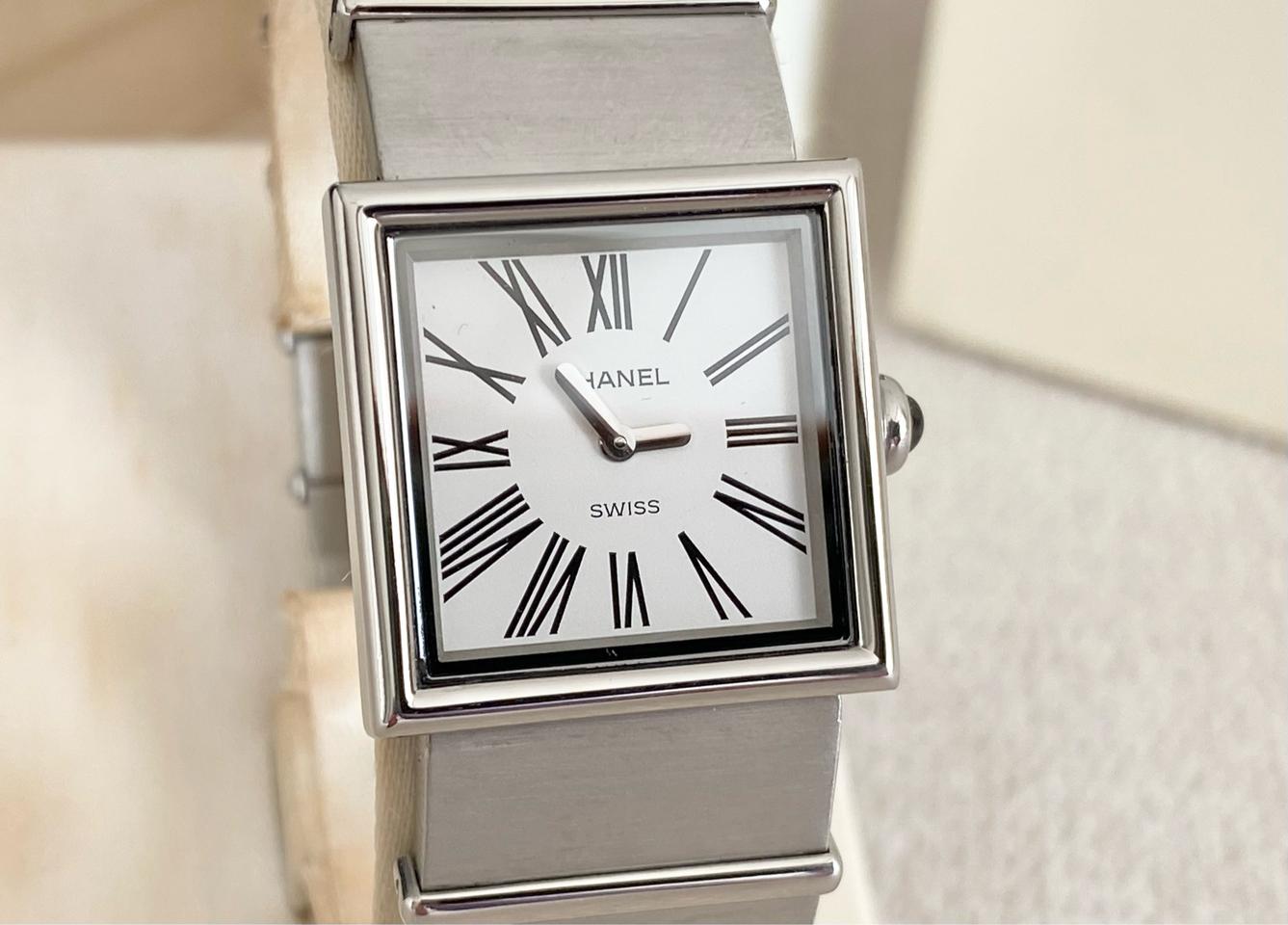 샤넬 마드모아젤 23mm 스몰 사이즈 스틸 쿼츠