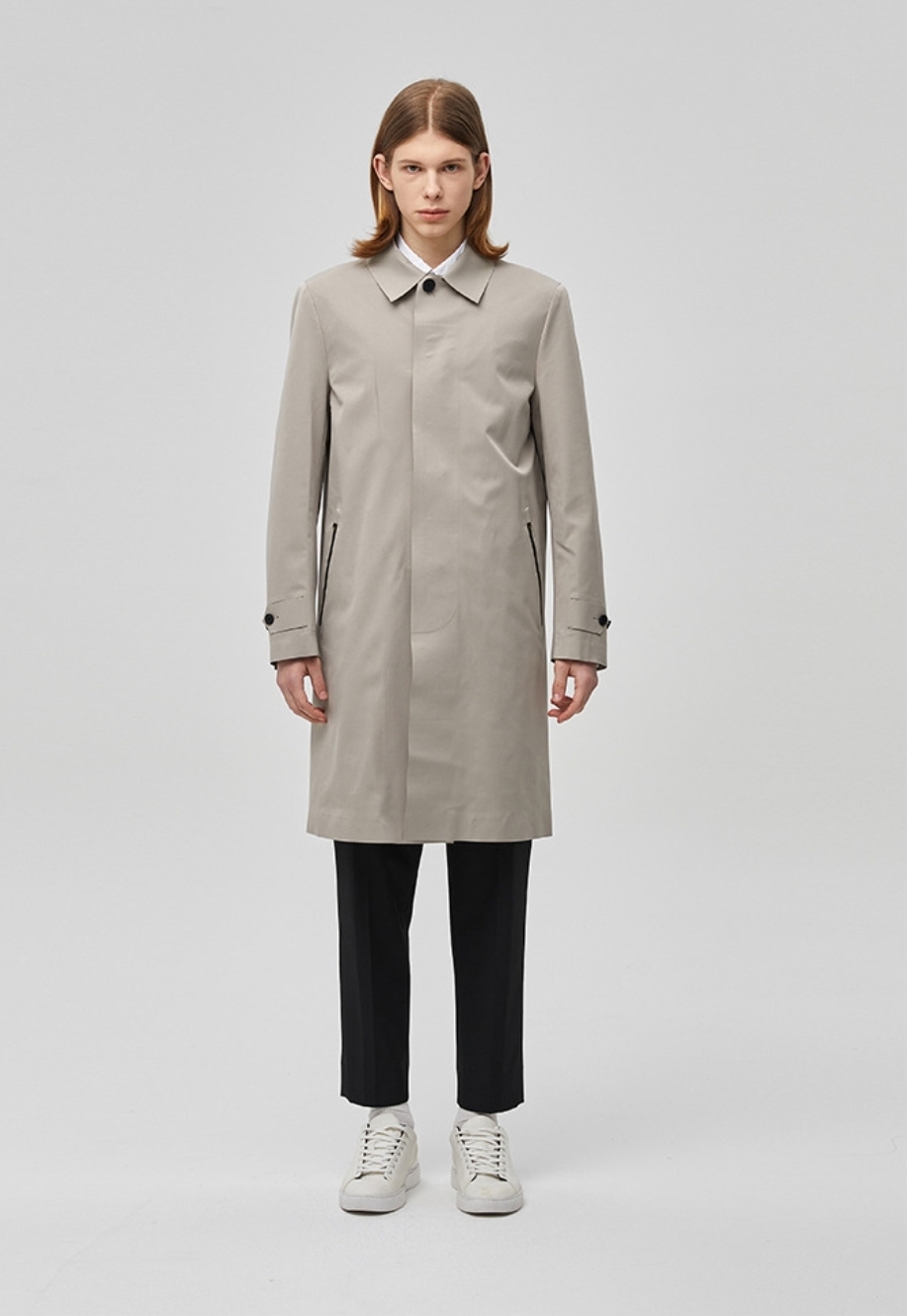 너무 아깝네요.  롯데백화점  지이크 고급 수입원단 코트. 한번 입고