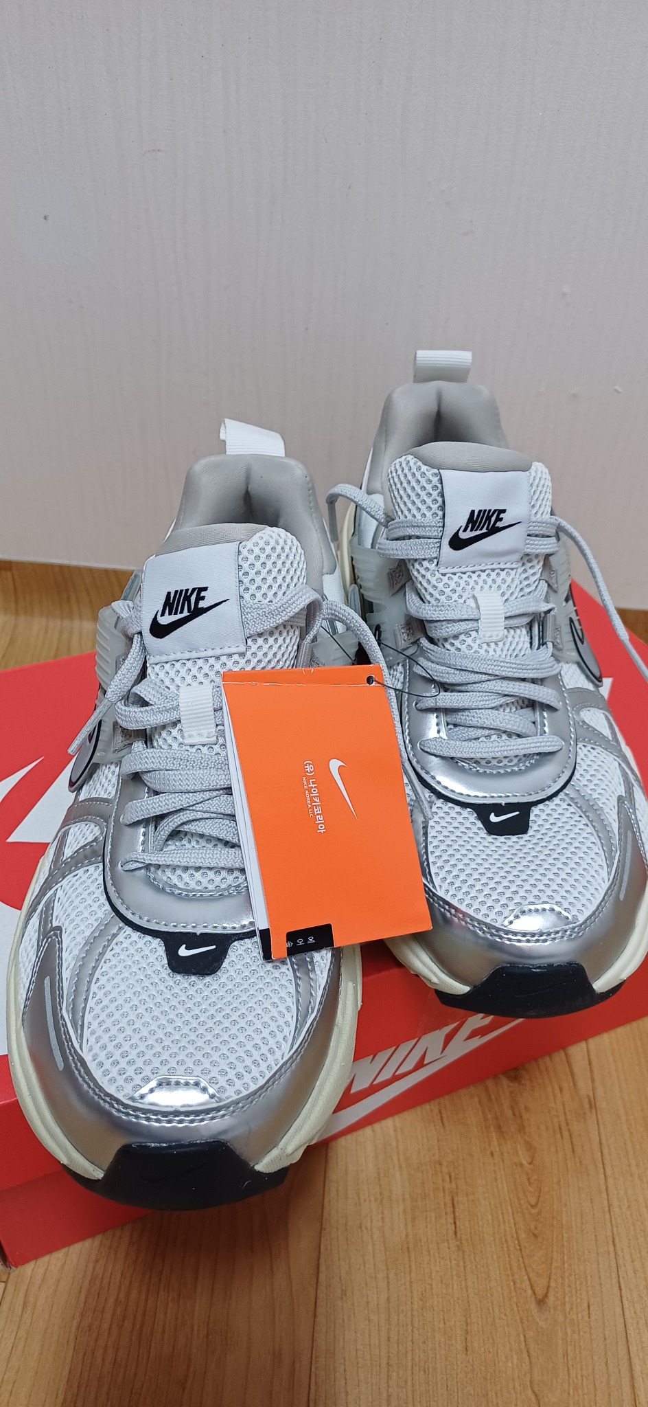 나이키 V2K런 ㆍ270ㆍ러닝크루