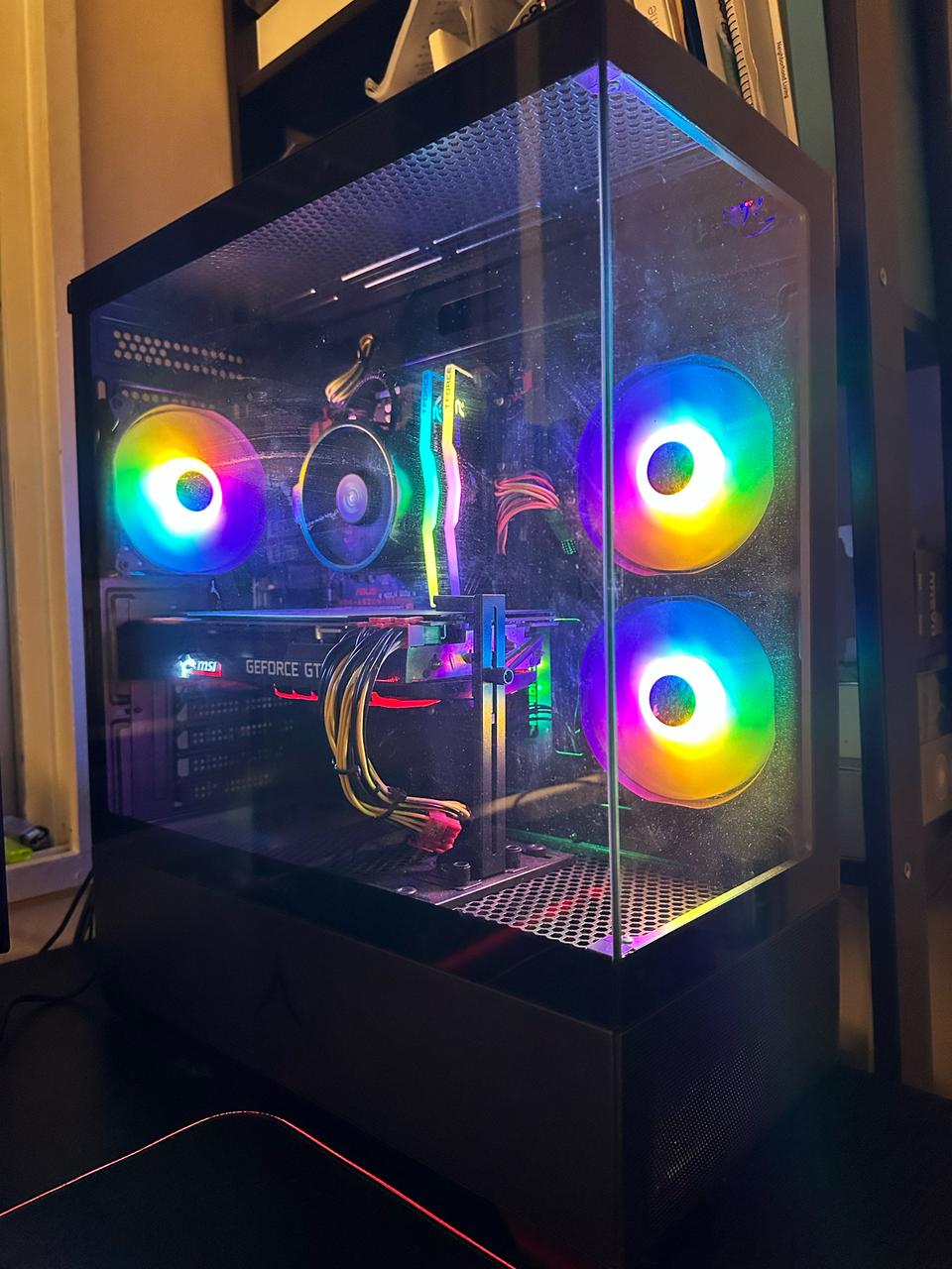 게이밍 컴퓨터 모니터 풀세트