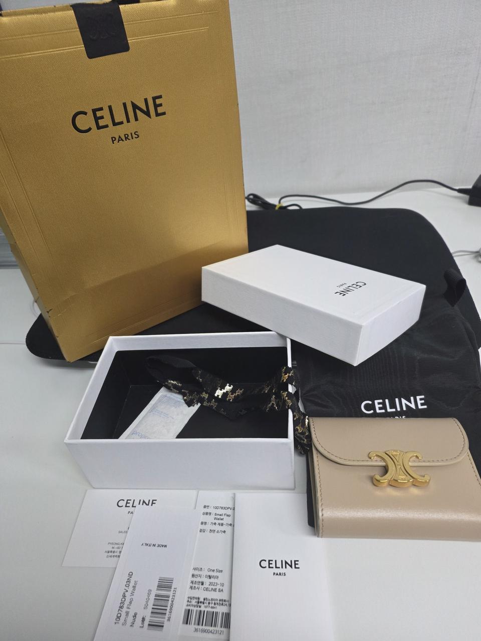 셀린느 트리옹프 반지갑