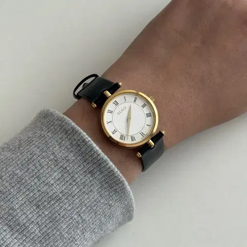 구찌 쉐리 시계