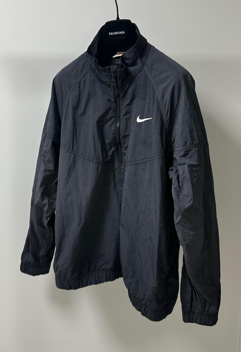 [105] 나이키 x 스투시 윈드러너 자켓 느와르