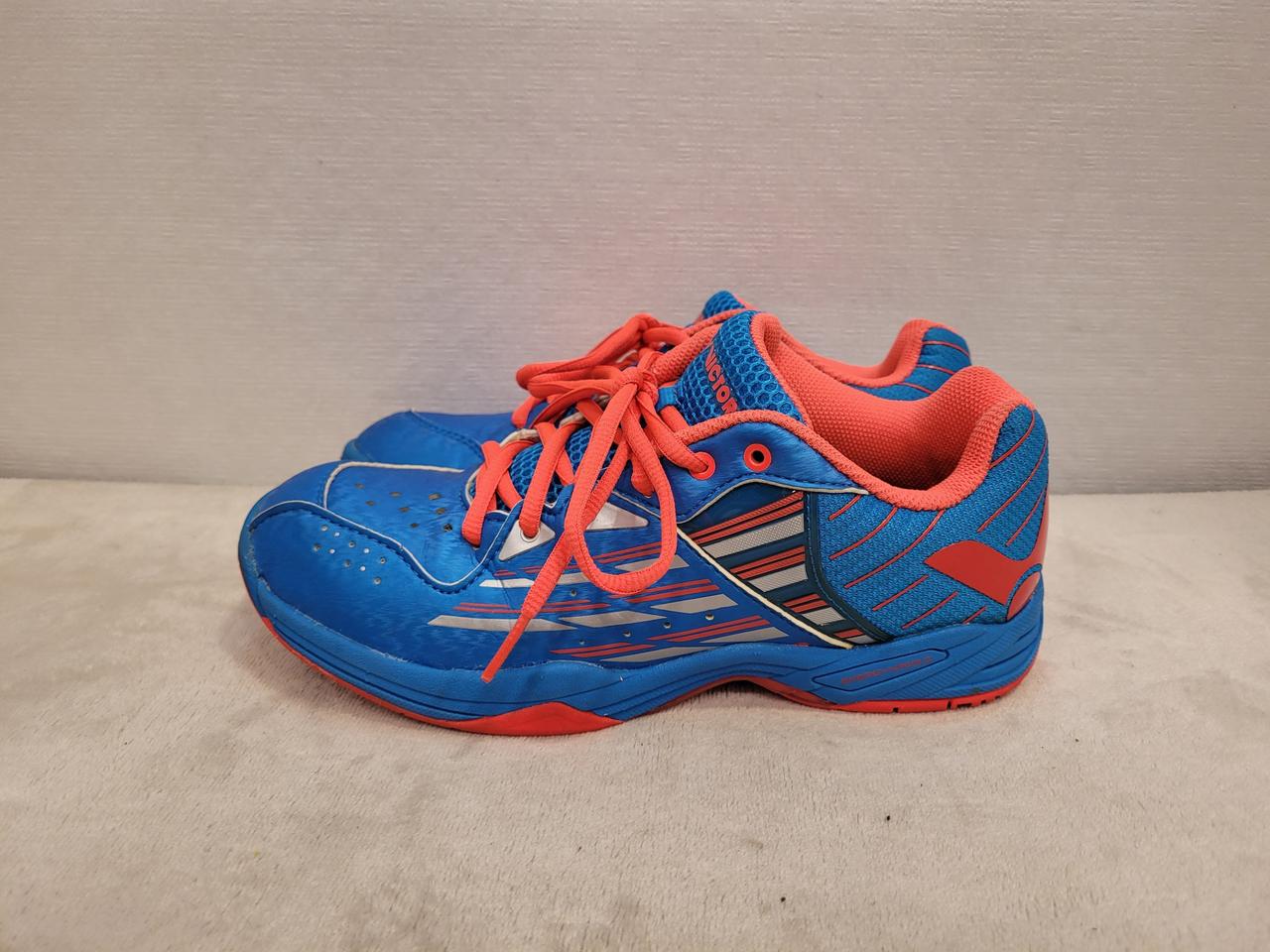 빅터 S62 배드민턴화 245