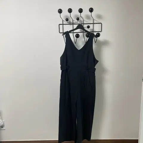 라삐아프 투턱 조끼 점프슈트 66사이즈