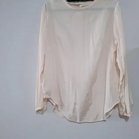 여성 핑크 블라우스 야들야들 새틴