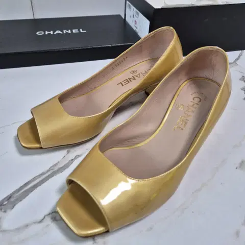 (정품) 샤넬 페이던트 구두 36