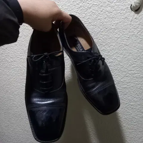 레갈 남성 검정색 정장 구두 245